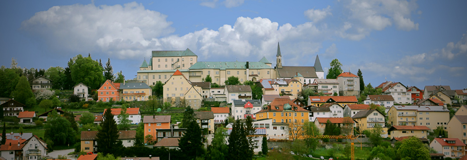 Bernkopf Raumausstattung aus Fürstenstein